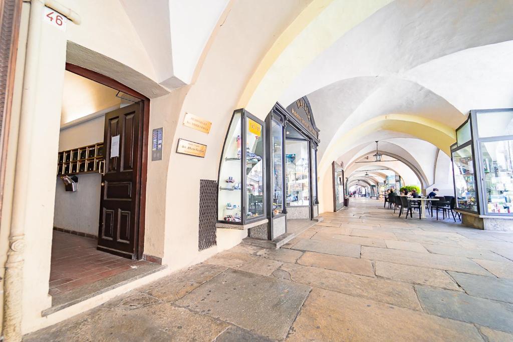 Centro Moderno Al 46 Apartment Cuneo Bagian luar foto