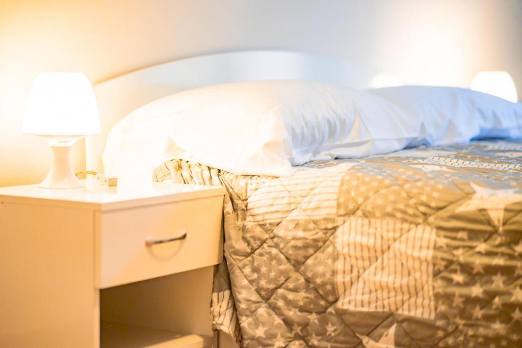 Centro Moderno Al 46 Apartment Cuneo Bagian luar foto